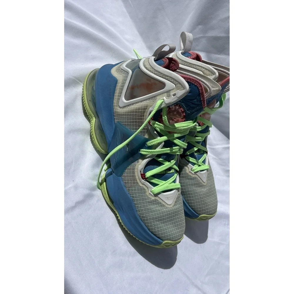 Nike Shoes LeBron XIX 19 GS Dutch Blue Pomegranite‎ Sneakers Sz 5.5 DC9339-400